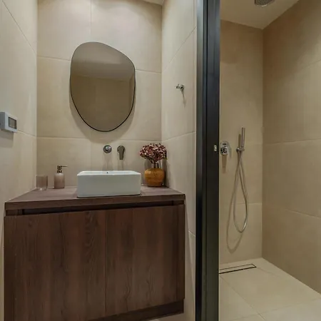 Ananta Blue Residence Apartment Argassi