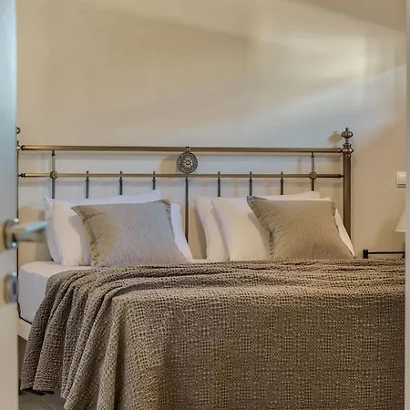 Ananta Blue Apartment Argassi
