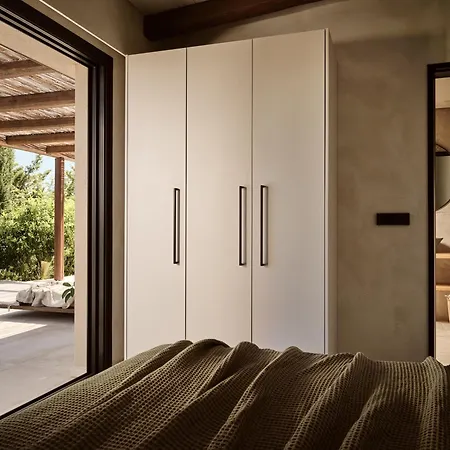 Ananta Blue Residence * Argassi