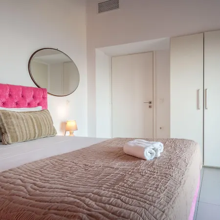 Ananta Blue Residence Apartment Argassi